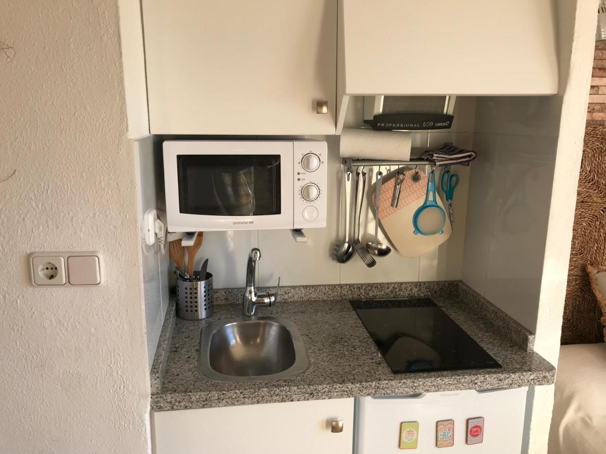 Estudio En Denia Con Piscina Y Wifi Privada, A 100 M Del Mar Eksteriør billede